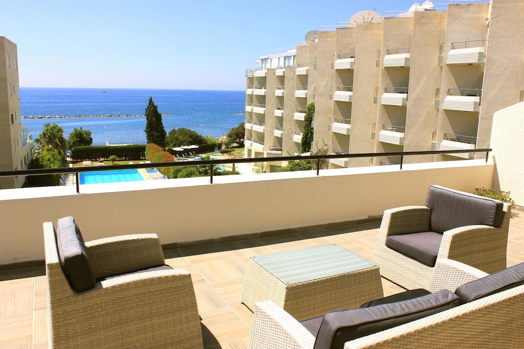 River Beach Apartments Limassol Zimmer foto