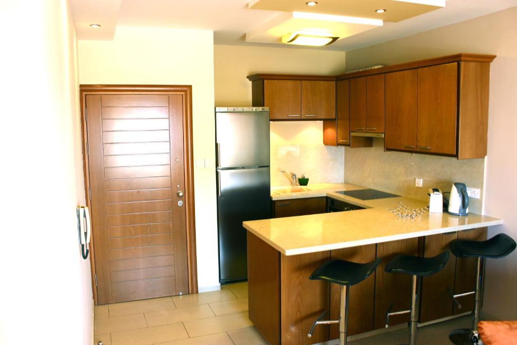 River Beach Apartments Limassol Zimmer foto